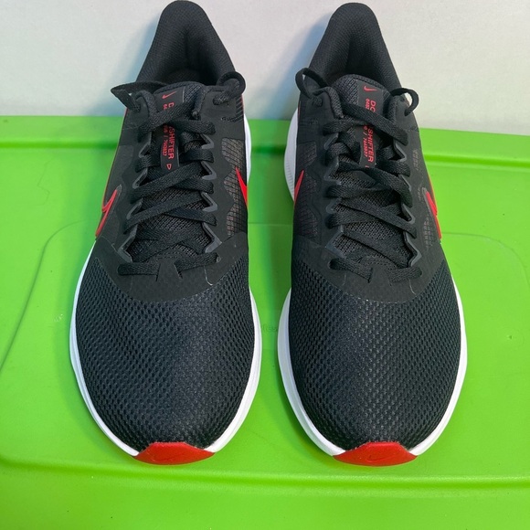 Nike Men\'s Downshifter Black and Red Athletic Shoes with Sleek Design
